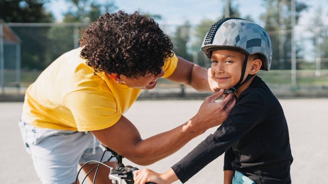 how-to-fit-a-childs-helmet-for-safe-bike-riding