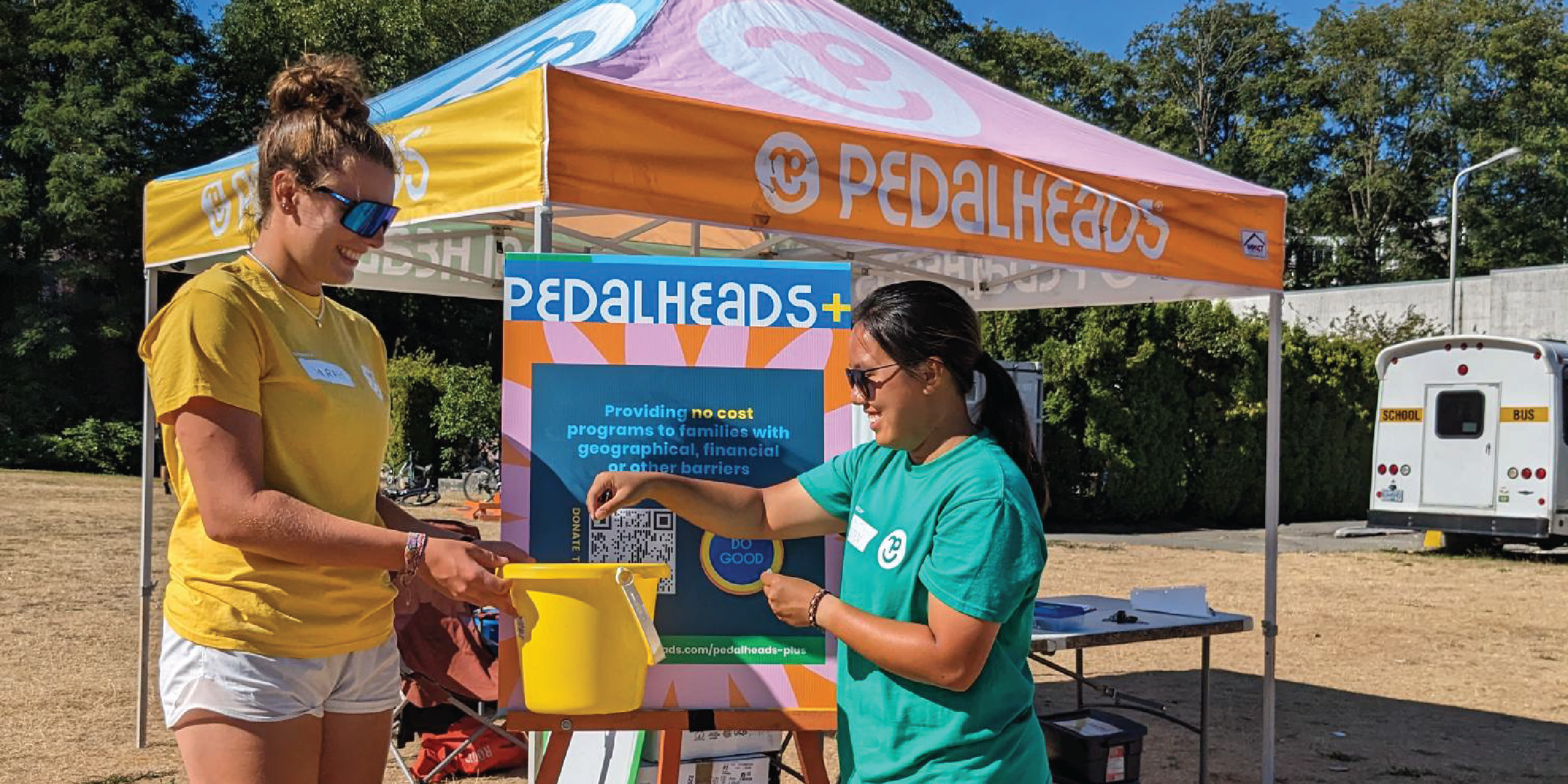 pedalheads+-day-collecting-donations-at-pedalheads-camp